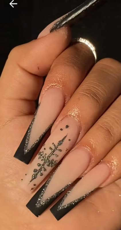 Diseños de uñas ¡1.000 ideas en imágenes! 163 diseños Uñas Ataúd